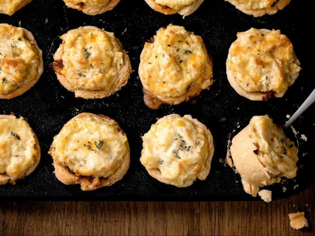 Z czym babeczki? Odkryj najlepsze dodatki, które zachwycą smakiem Z czym babeczki? Odkryj najlepsze dodatki, które zachwycą smakiem