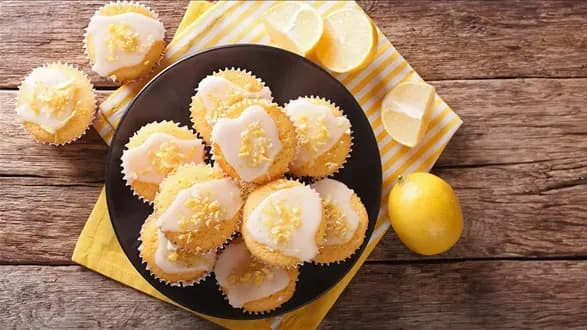 Najlepszy przepis na muffinki waniliowe, które zachwycą każdego Najlepszy przepis na muffinki waniliowe, które zachwycą każdego