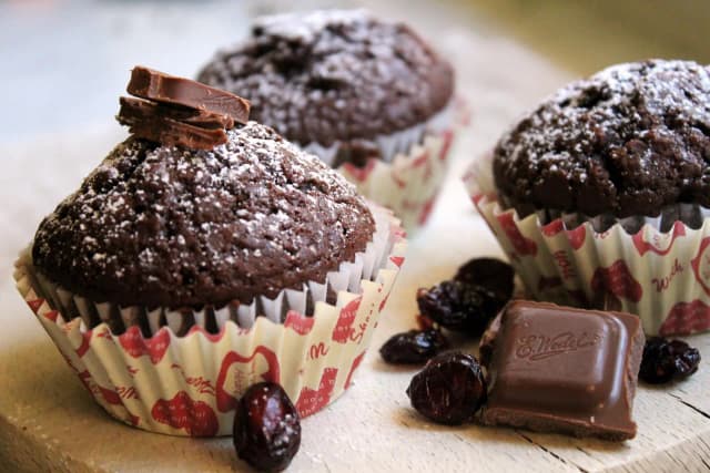 Ile kalorii ma muffinka czekoladowa? Zaskakujące różnice w kaloriach! Ile kalorii ma muffinka czekoladowa? Zaskakujące różnice w kaloriach!