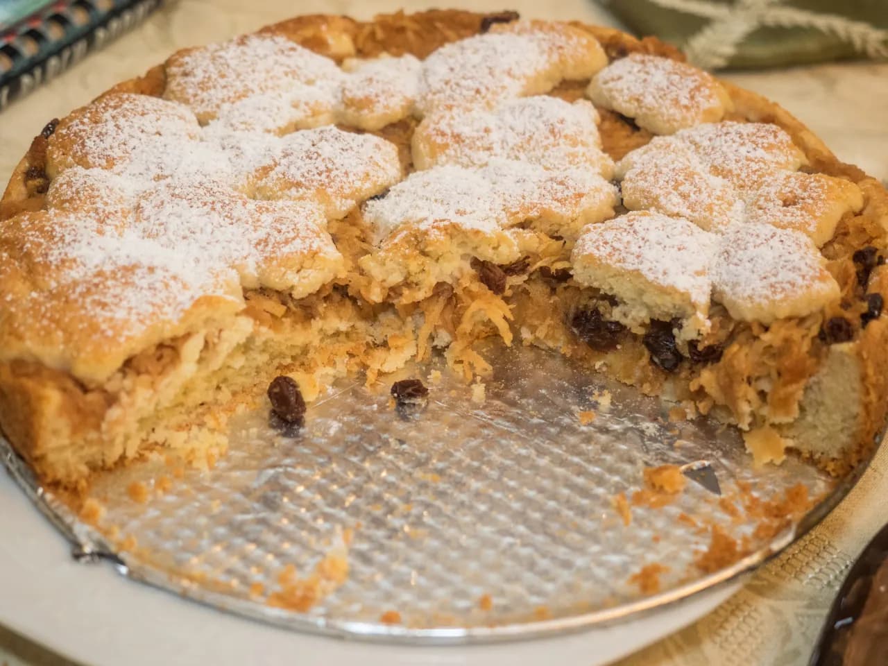 Jak podgrzać szarlotkę na ciepło, aby zachować jej smak i teksturę Jak podgrzać szarlotkę na ciepło, aby zachować jej smak i teksturę