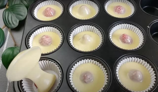 Jak zrobić ciasto na babeczki, które zachwyci każdego smakosza Jak zrobić ciasto na babeczki, które zachwyci każdego smakosza